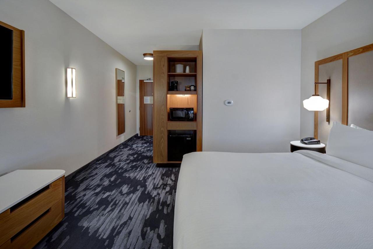 Fairfield By Marriott & Grand Rapids